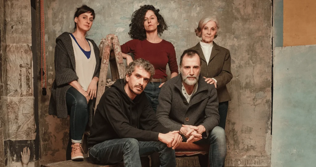 Proyecto 43-2​. Parte I - Rescoldos de Paz y Violencia. Espectaculo de compañia teatro documental proyecto 43-2